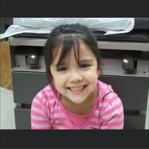 Meet your Posher, Adrianna